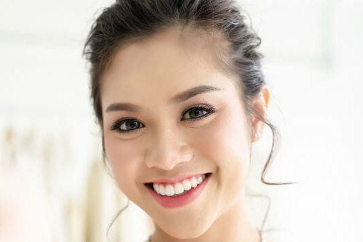 Treating Sun Damage with the HydraFacial Blog Post Featured Image
