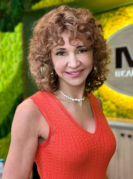 Daniela Dadurian, MD